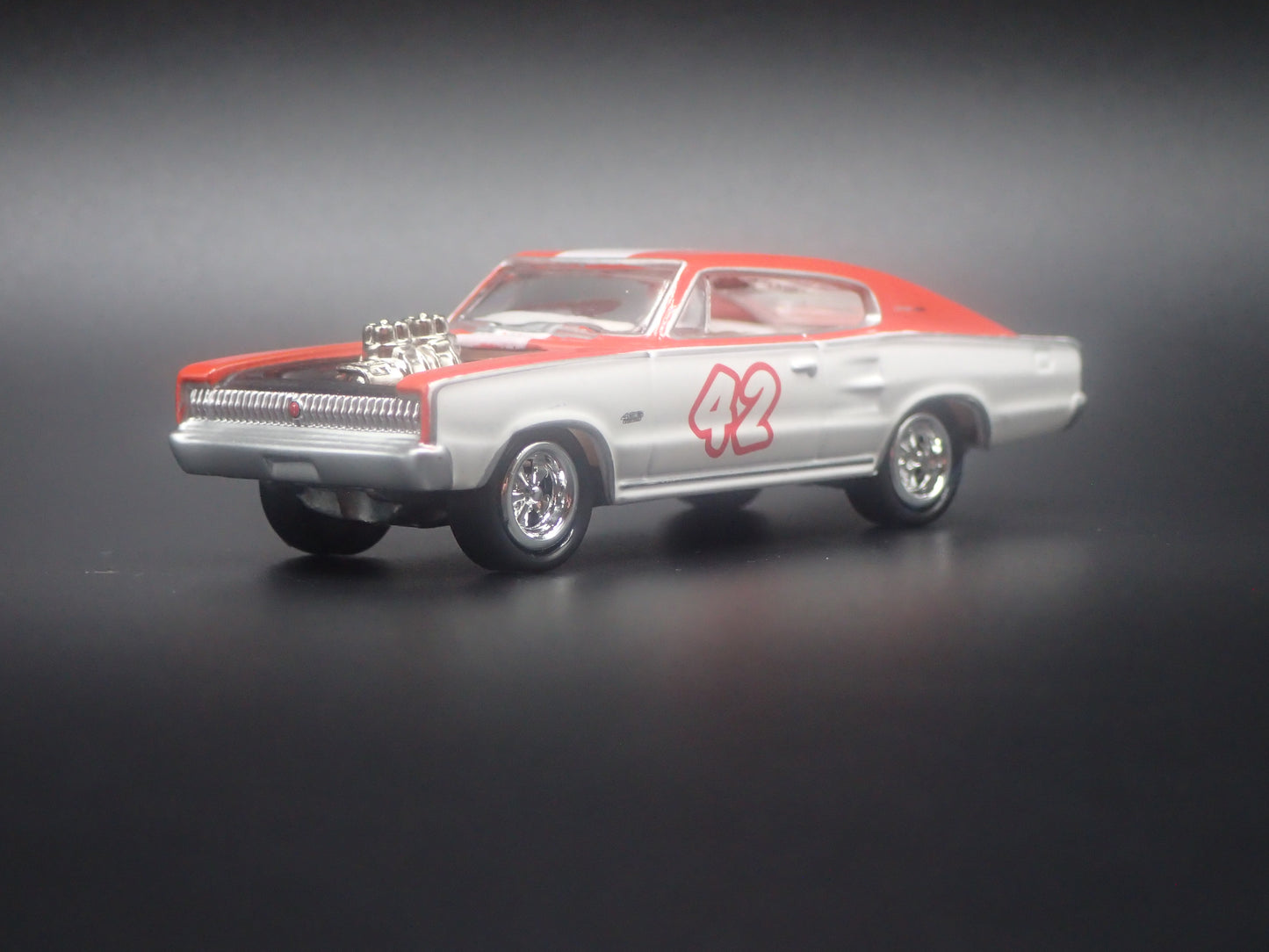 1966 66 DODGE CHARGER WHITE 1:64 SCALE COLLECTIBLE DIORAMA DIECAST MODEL CAR