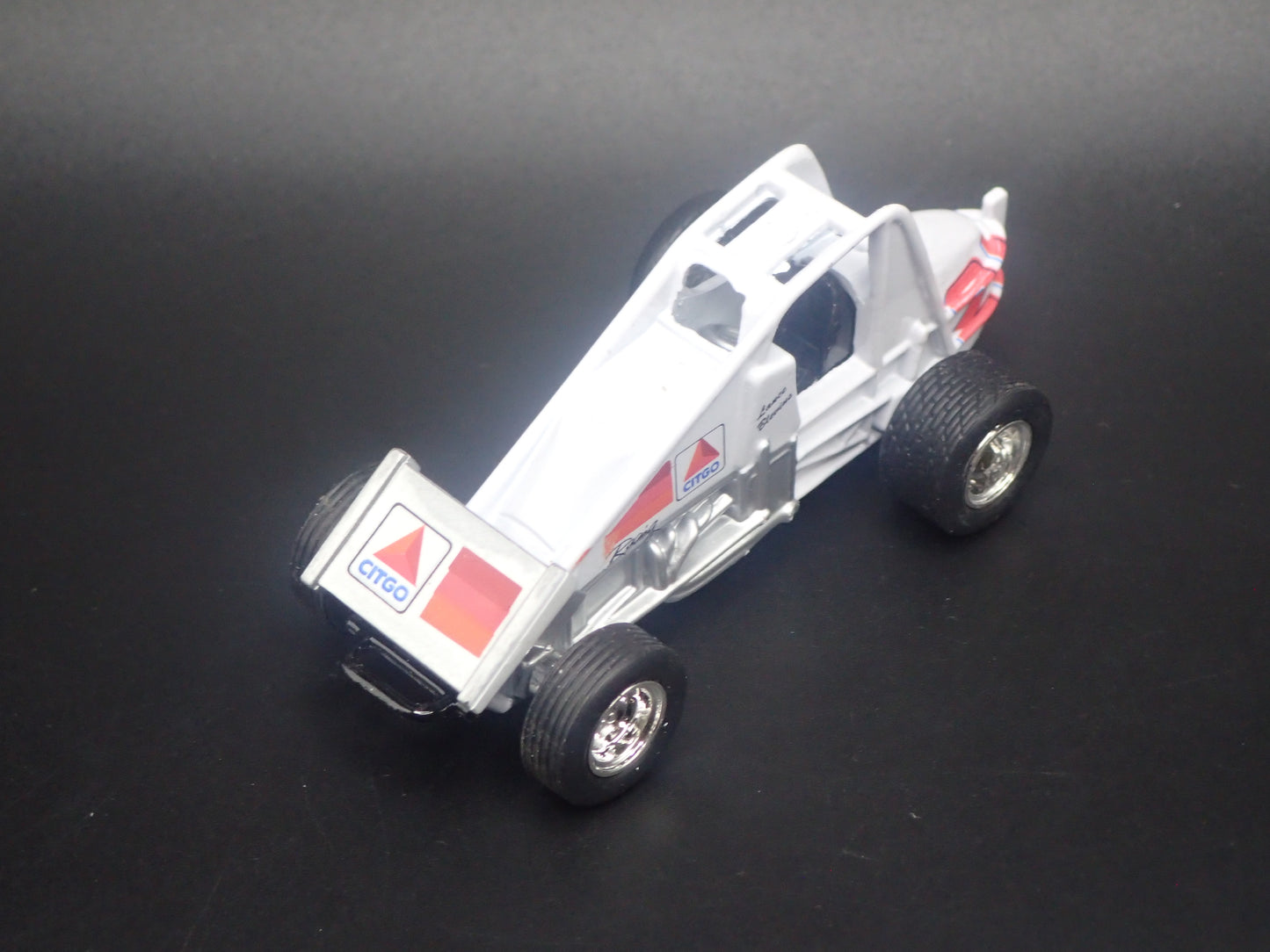 WORLD OF OUTLAWS SPRINT CAR #21 LANCE BLEVINS 1:64 SCALE DIORAMA DIECAST MODEL CAR