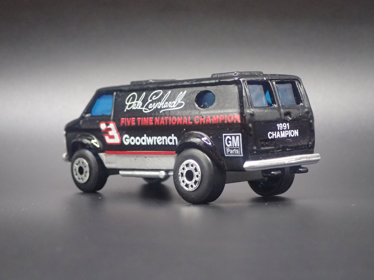 1971-1995 CHEVY CHEVROLET G20 VAN GOODWRENCH 3 EARNHARDT 1:64 SCALE DIECAST CAR