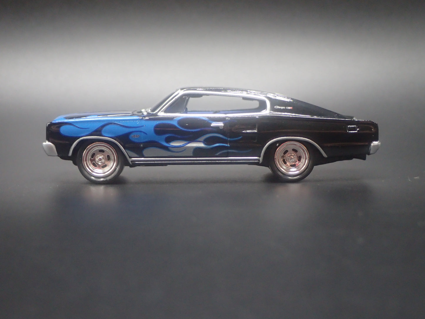 1966 66 DODGE CHARGER BLACK 1:64 SCALE COLLECTIBLE DIORAMA DIECAST MODEL CAR
