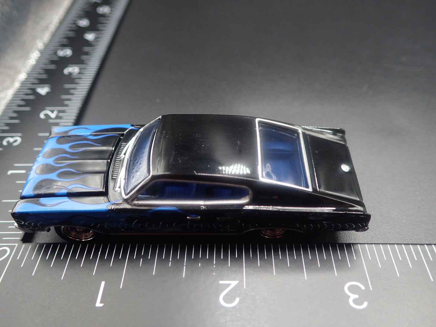 1966 66 DODGE CHARGER BLACK 1:64 SCALE COLLECTIBLE DIORAMA DIECAST MODEL CAR