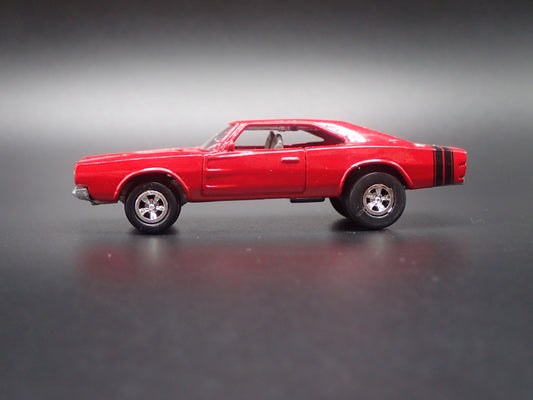 1968 68 DODGE CHARGER R/T RED 1:64 SCALE COLLECTIBLE DIORAMA DIECAST MODEL CAR