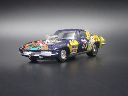 1963 CHEVROLET CORVETTE STING RAY 29 SCOOBY DOO NASCAR 1:53 SCALE DIECAST CAR