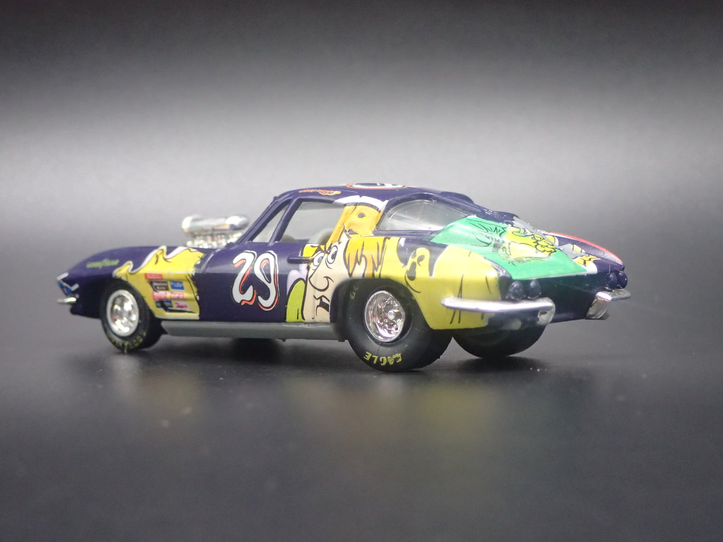1963 CHEVROLET CORVETTE STING RAY 29 SCOOBY DOO NASCAR 1:53 SCALE DIECAST CAR