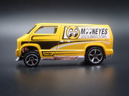 1977 77 DODGE CUSTOM VAN MOONEYES RARE 1:64 SCALE COLLECTIBLE DIECAST MODEL CAR