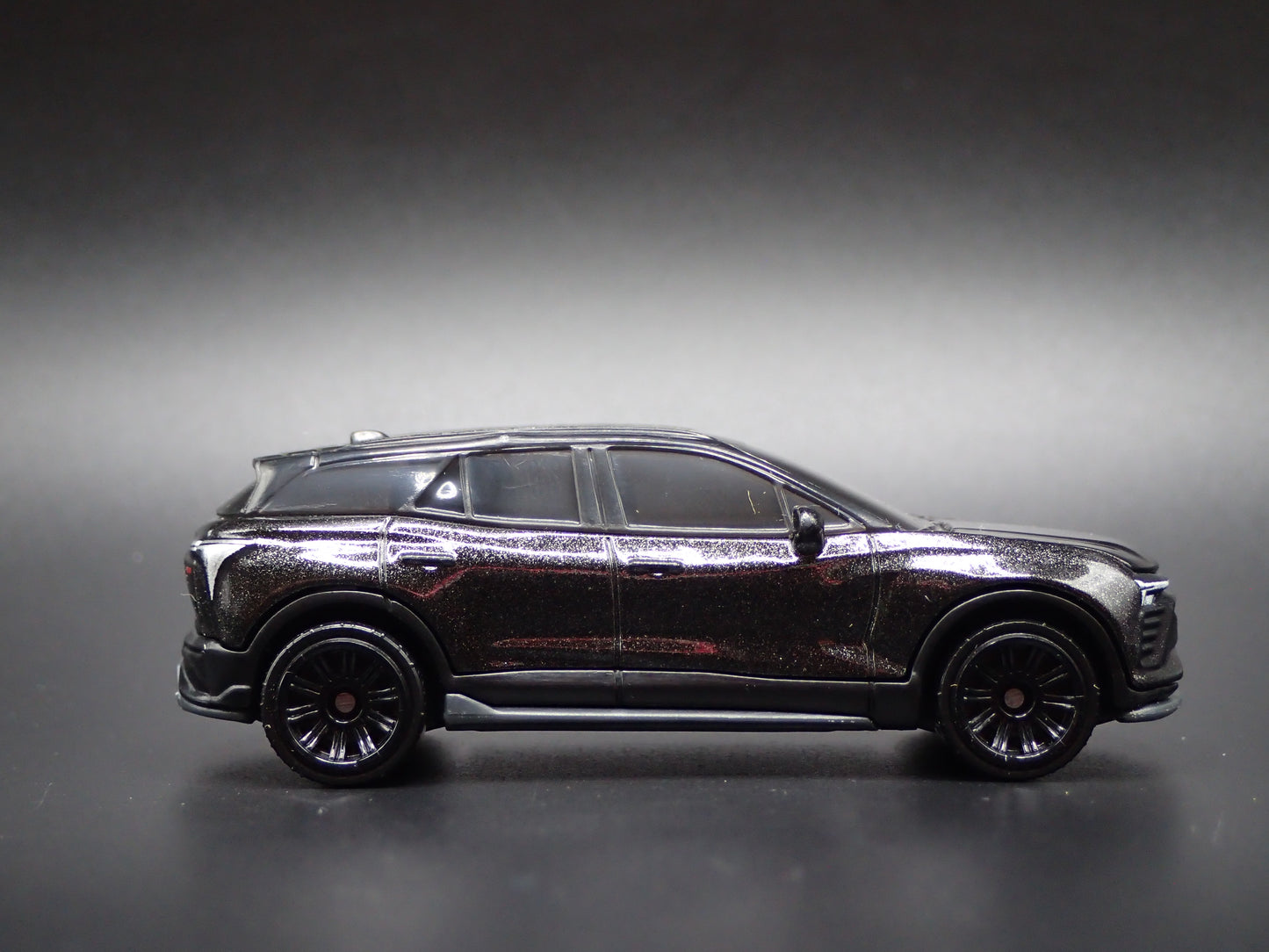 2024-2026 CHEVY CHEVROLET BLAZER EV BLACK 1:64 SCALE DIORAMA DIECAST MODEL CAR