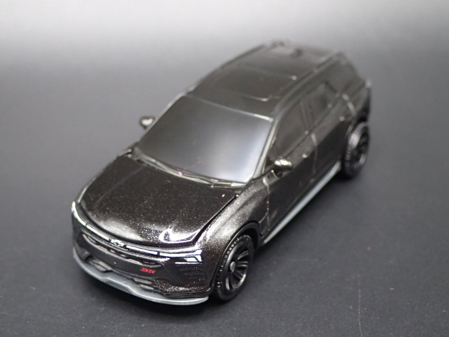 2024-2026 CHEVY CHEVROLET BLAZER EV BLACK 1:64 SCALE DIORAMA DIECAST MODEL CAR