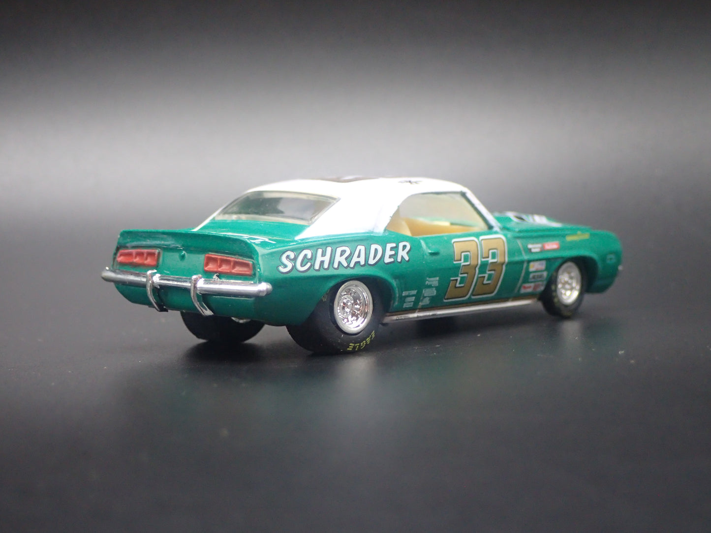 1969 CHEVROLET CHEVY CAMARO 33 KEN SCHRADER NASCAR 1:64 SCALE DIECAST CAR