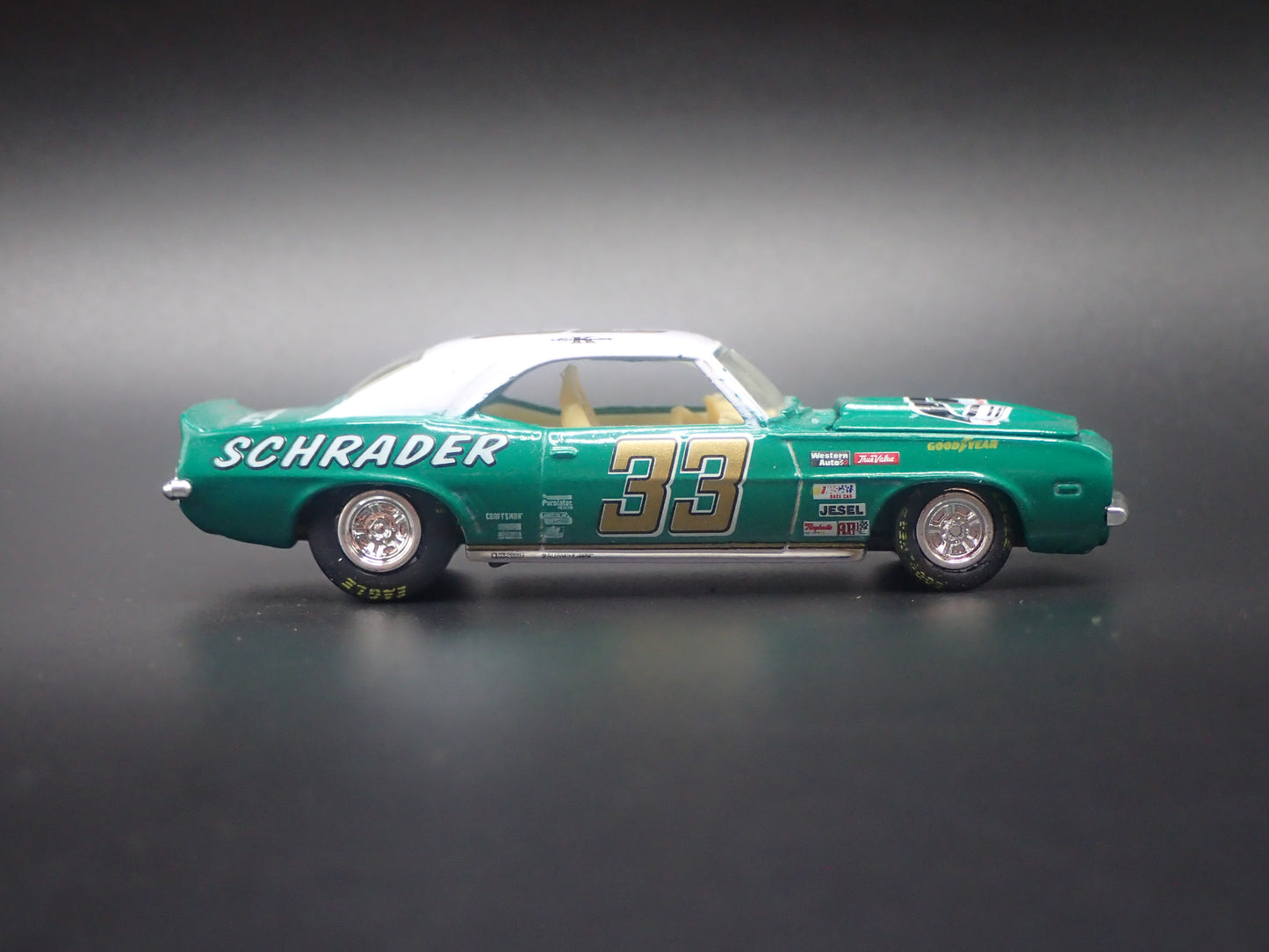 1969 CHEVROLET CHEVY CAMARO 33 KEN SCHRADER NASCAR 1:64 SCALE DIECAST CAR