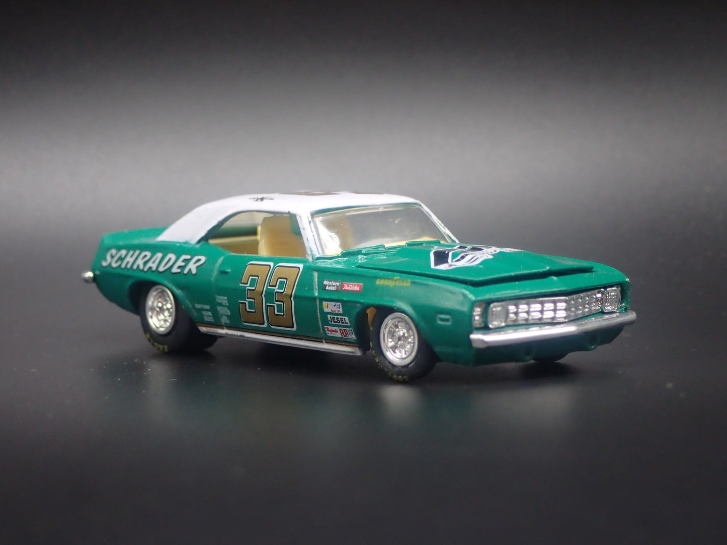 1969 CHEVROLET CHEVY CAMARO 33 KEN SCHRADER NASCAR 1:64 SCALE DIECAST CAR