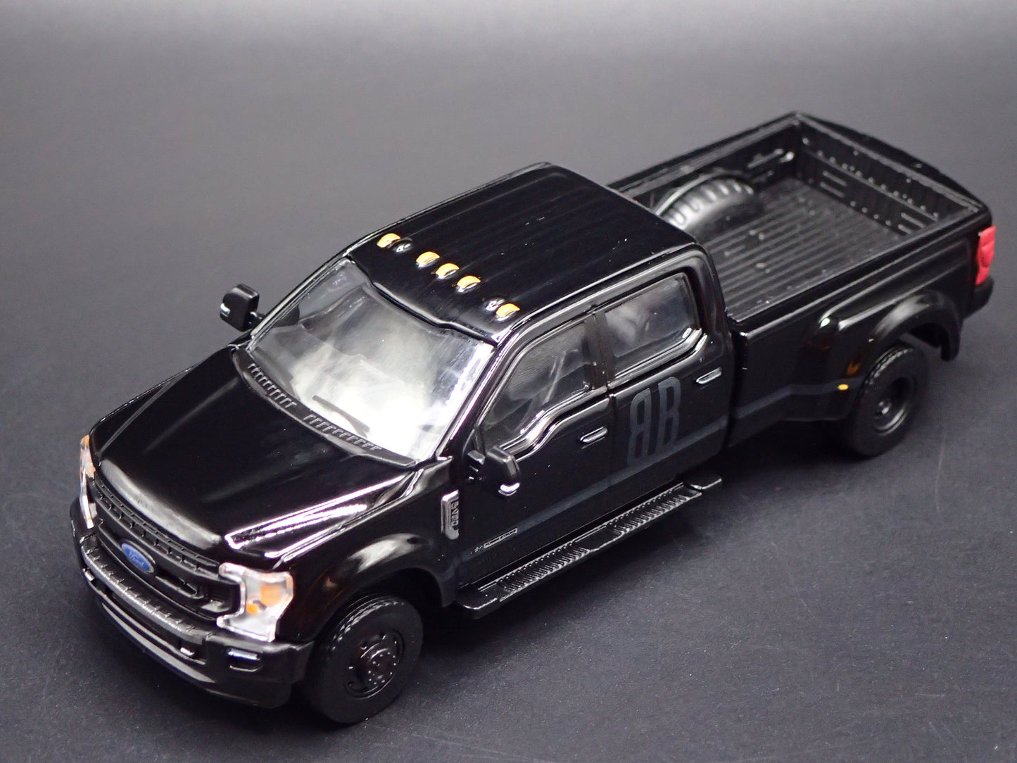 2017-2022 FORD F450 XL SUPER DUTY DUALLY TRUCK w HITCH 1:64 SCALE DIECAST CAR