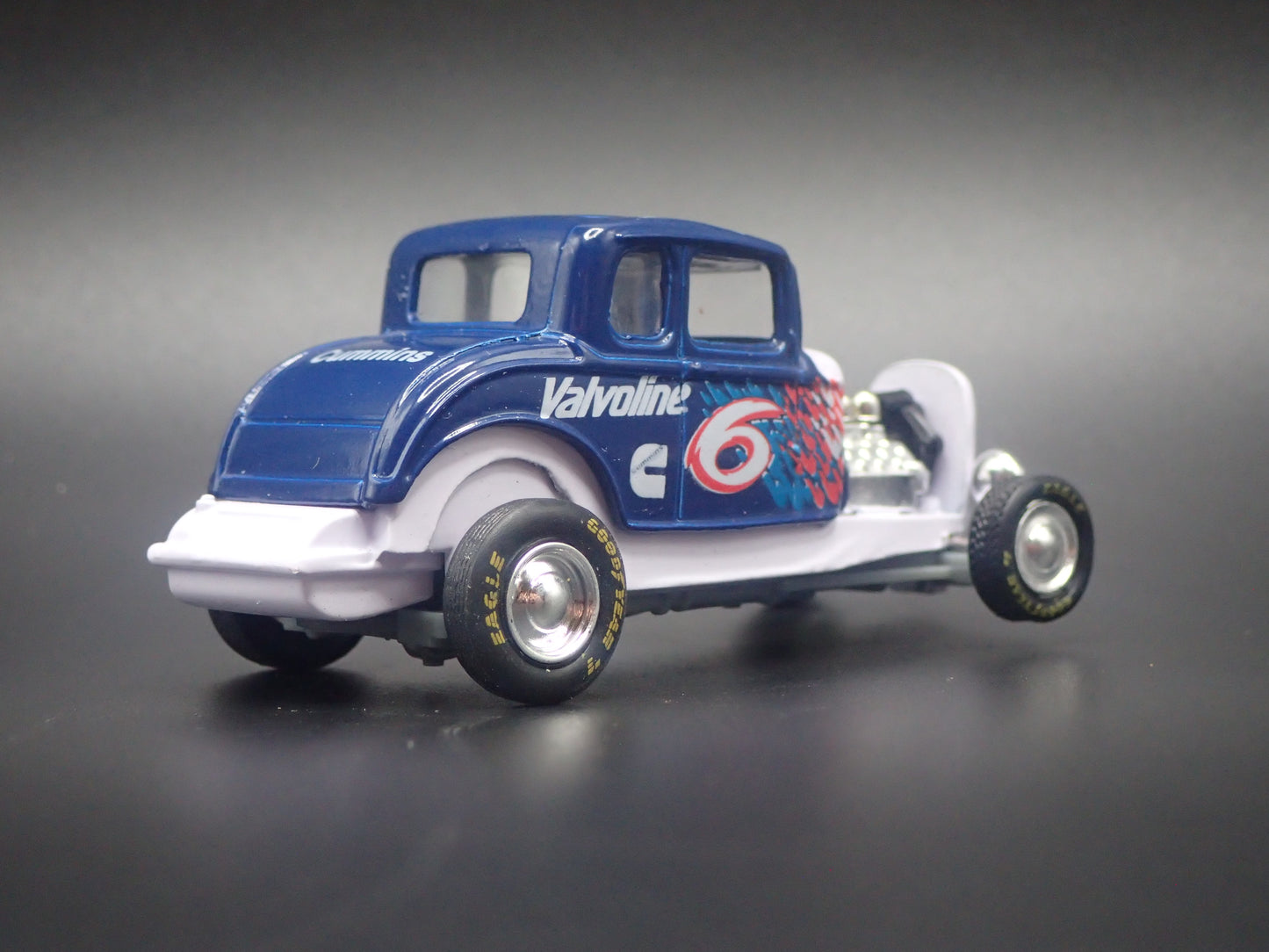 1932 32 FORD HIGHBOY 6 MARK MARTIN NASCAR 1:64 SCALE DIECAST MODEL CAR