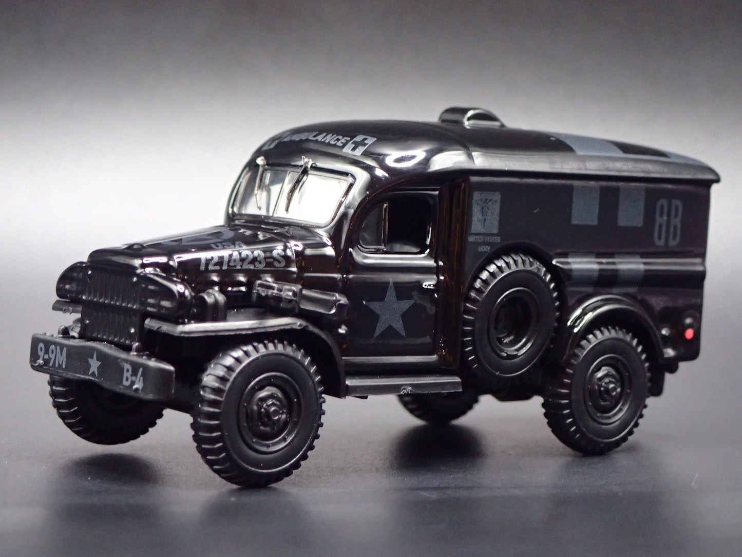 1944 44 DODGE WC54 AMBULANCE BLACK 1:64 SCALE DIECAST MODEL CAR