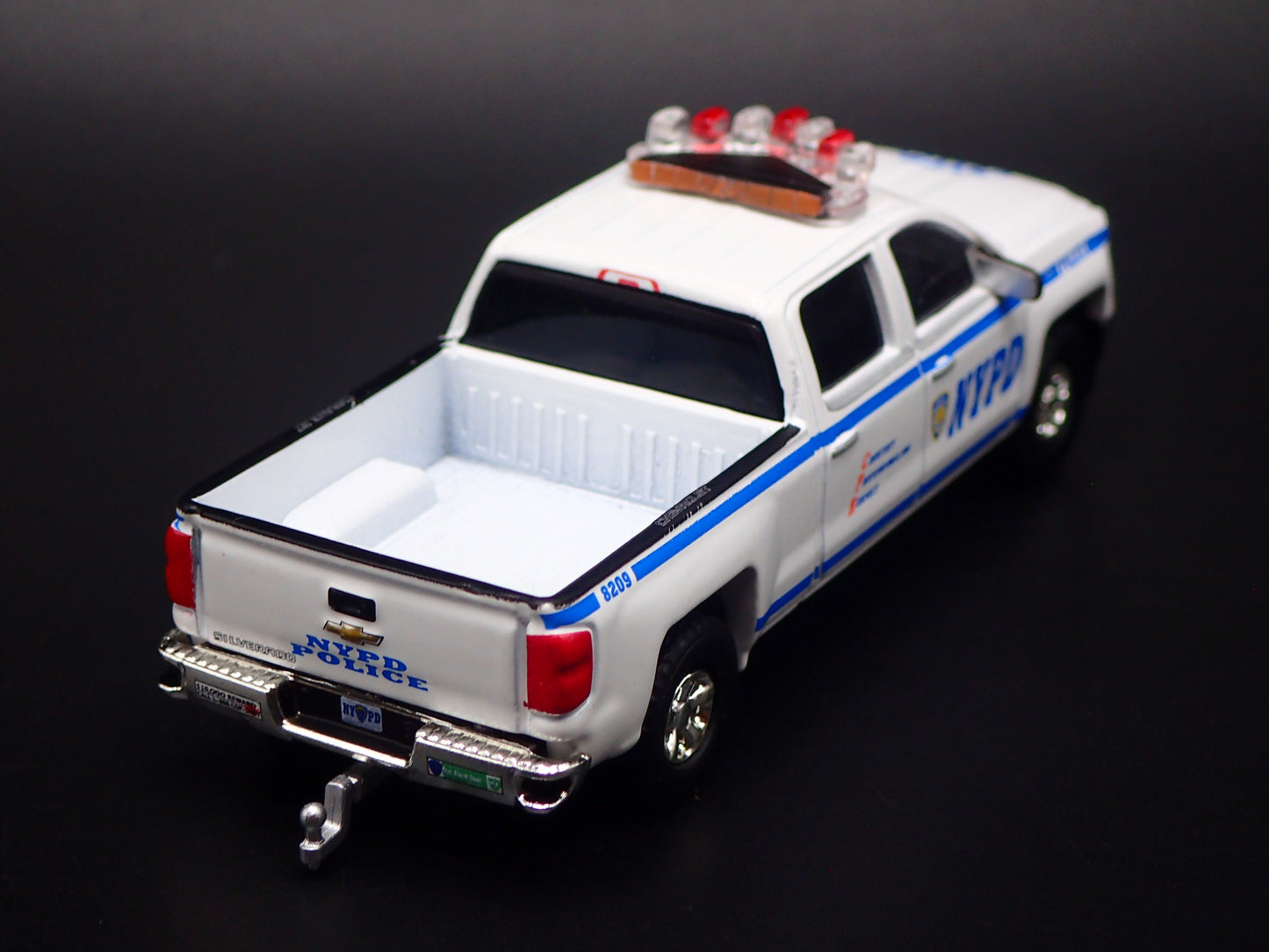 2014-2019 CHEVY CHEVROLET SILVERADO TRUCK NYPD w HITCH 1:64 DIECAST MODEL CAR