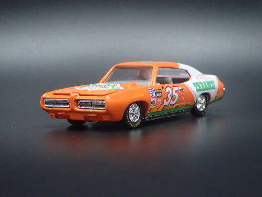 1969 69 PONTIAC GTO JUDGE 35 TODD BODINE TABASCO 1:64 SCALE DIECAST CAR