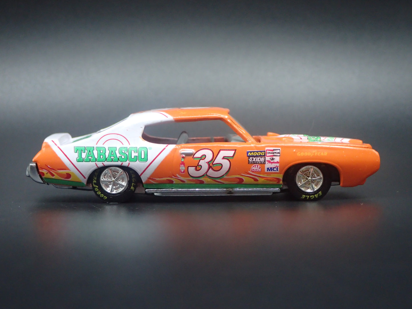 1969 69 PONTIAC GTO JUDGE 35 TODD BODINE TABASCO 1:64 SCALE DIECAST CAR