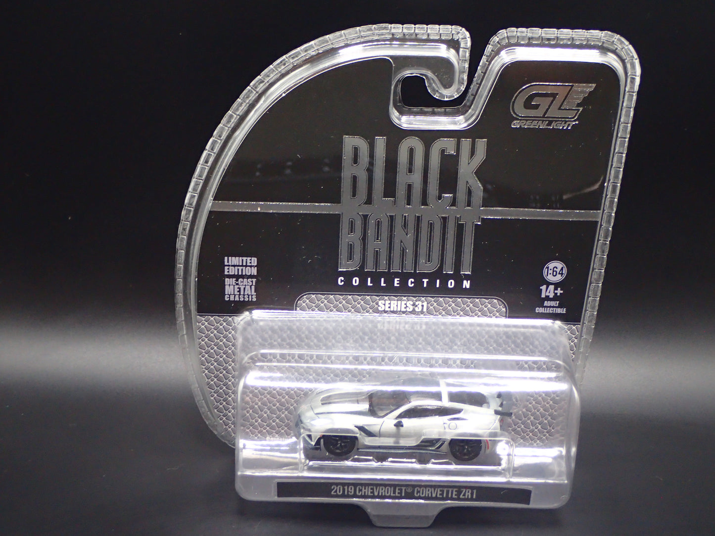 2026 GREENLIGHT GREEN MACHINE 2019 CHEVY CORVETTE ZR1 BLACK BANDIT 31 RAW CHASE