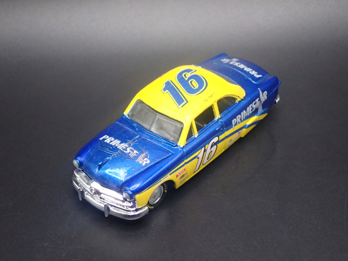 1949-1951 FORD COUPE SHOE BOX 16 TED MUSGRAVE NASCAR BARN FIND 1:64 SCALE DIECAST CAR