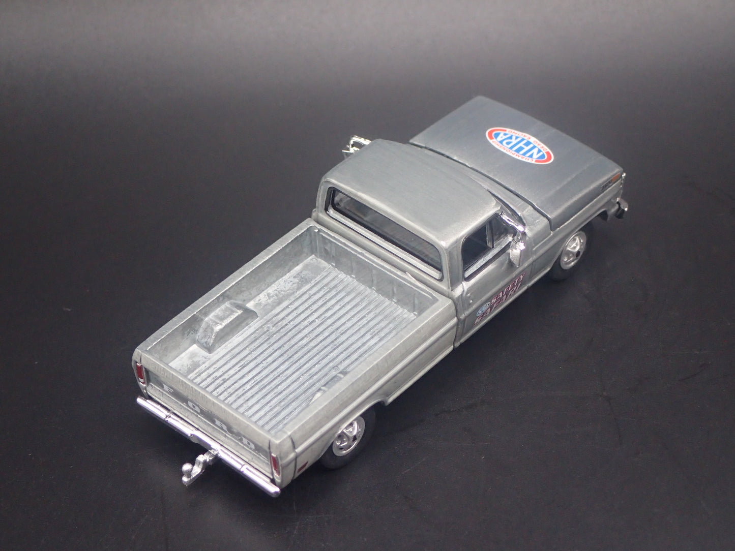1969 69 FORD F250 PICKUP TRUCK w HITCH NHRA 1:64 SCALE DIORAMA DIECAST MODEL CAR