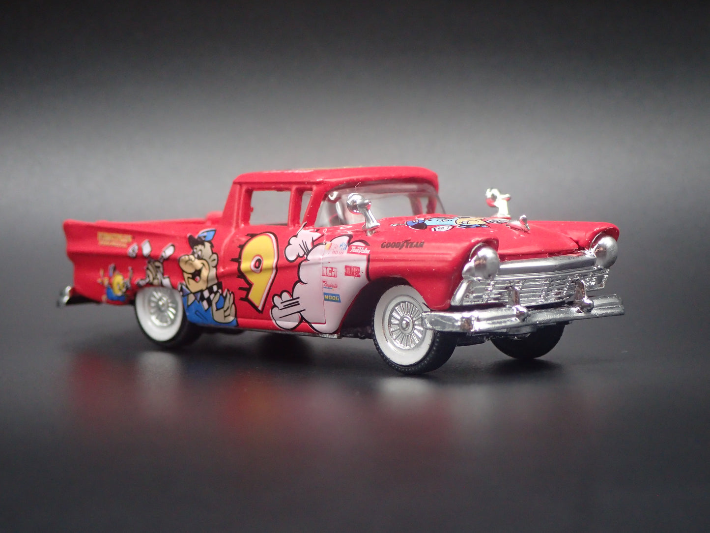 1957 57 FORD RANCHERO 9 LAKE SPEED NASCAR 1:64 SCALE DIECAST MODEL CAR