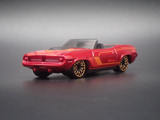 1970 70 PLYMOUTH CUDA CONVERTIBLE RED RARE 1/64 SCALE DIORAMA DIECAST MODEL CAR