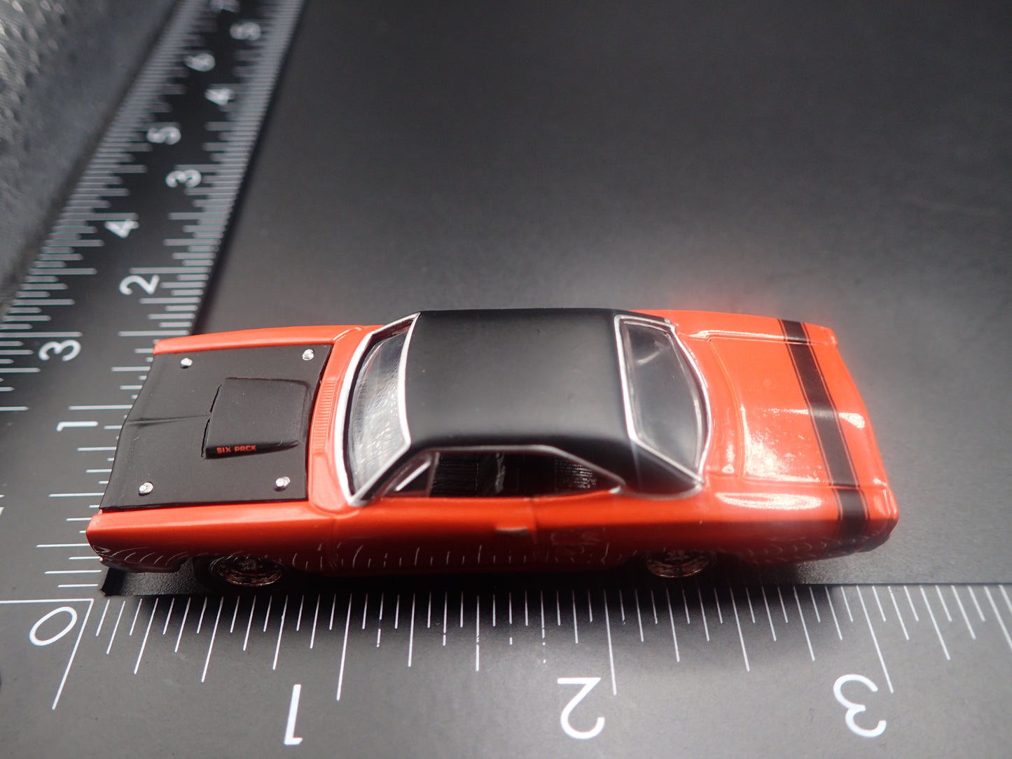 1969 69 DODGE SUPER BEE ORANGE 1:64 SCALE COLLECTIBLE DIECAST MODEL CAR