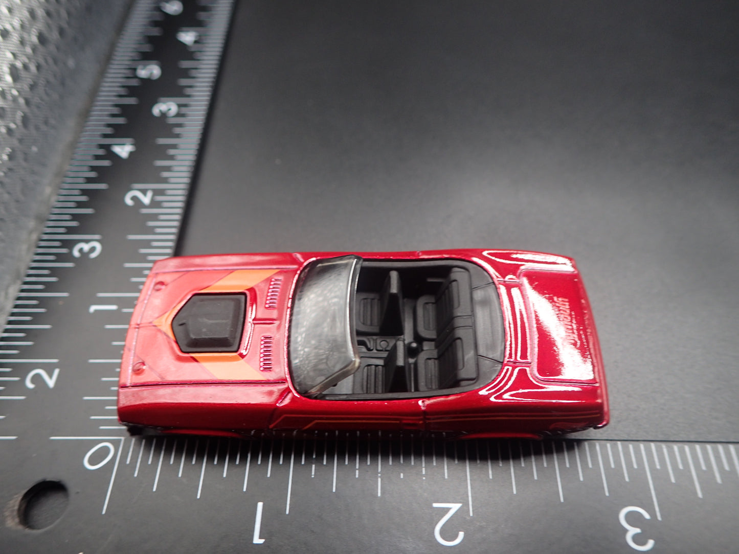 1970 70 PLYMOUTH CUDA CONVERTIBLE RED RARE 1/64 SCALE DIORAMA DIECAST MODEL CAR