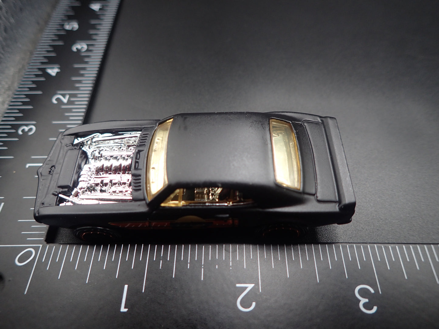 1967 67 PONTIAC FIREBIRD BLACK 1/64 SCALE COLLECTIBLE DIORAMA DIECAST MODEL CAR