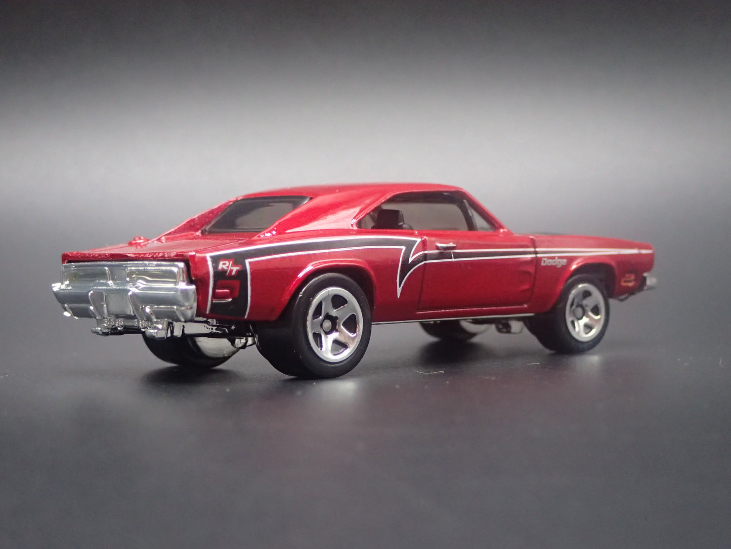 1969 69 DODGE CHARGER RED 1:64 SCALE COLLECTIBLE DIORAMA DIECAST MODEL CAR