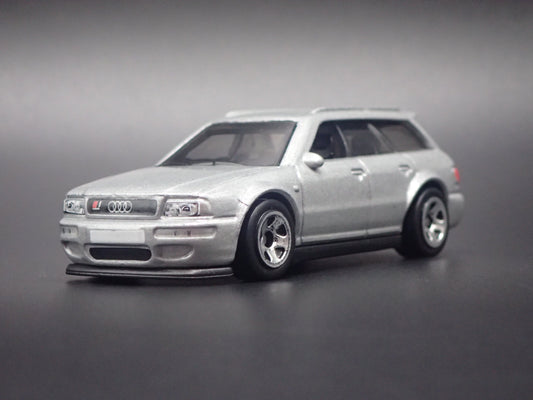 1994-1995 AUDI AVANT RS2 STATION WAGON SILVER 1/64 SCALE DIECAST MODEL CAR