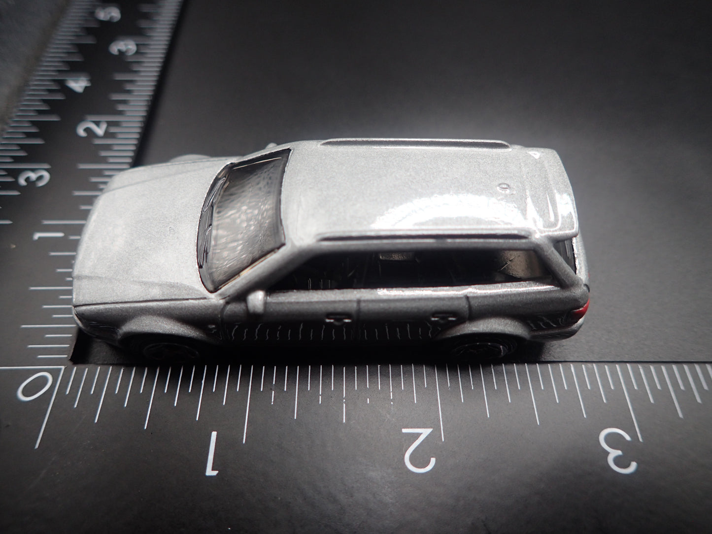 1994-1995 AUDI AVANT RS2 STATION WAGON SILVER 1/64 SCALE DIECAST MODEL CAR