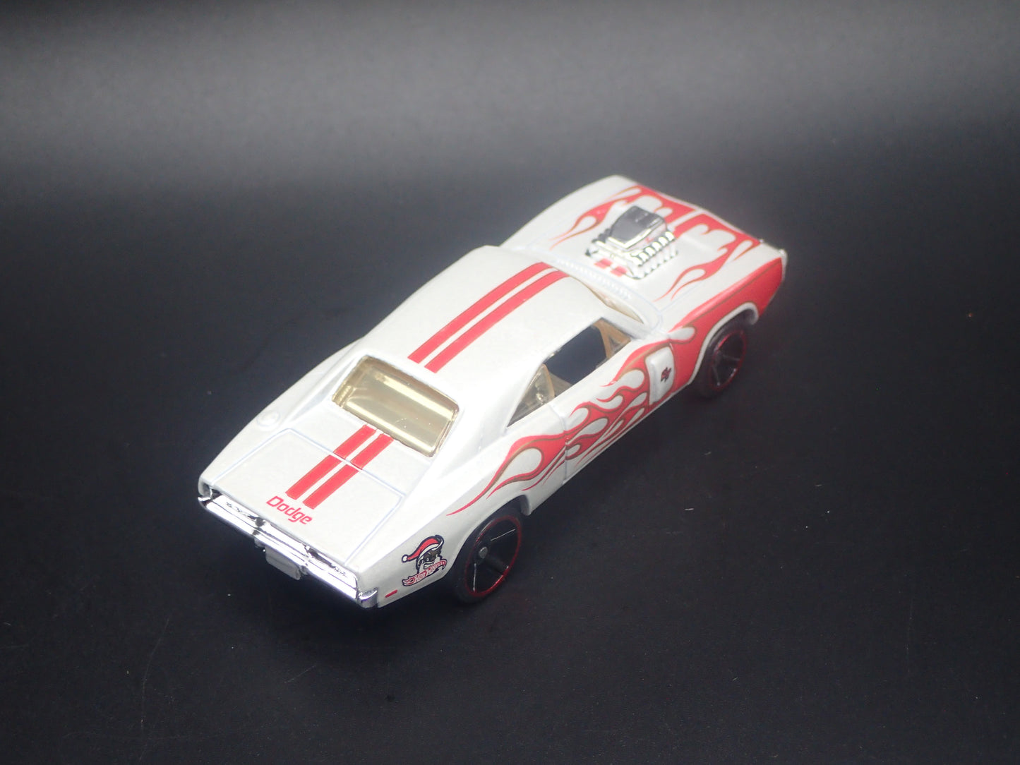1970 70 DODGE CHARGER RT WHITE 1/64 SCALE COLLECTIBLE DIECAST MODEL CAR
