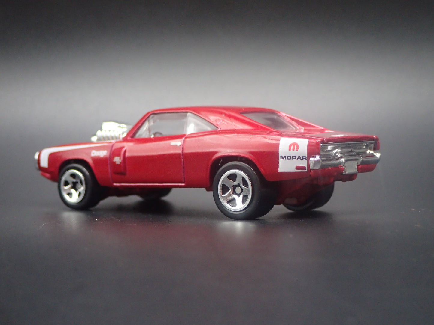 1970 70 DODGE CHARGER RT RED 1/64 SCALE COLLECTIBLE DIECAST MODEL CAR
