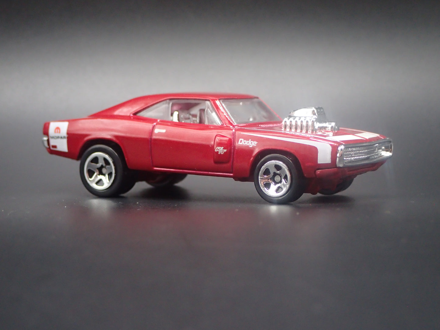 1970 70 DODGE CHARGER RT RED 1/64 SCALE COLLECTIBLE DIECAST MODEL CAR