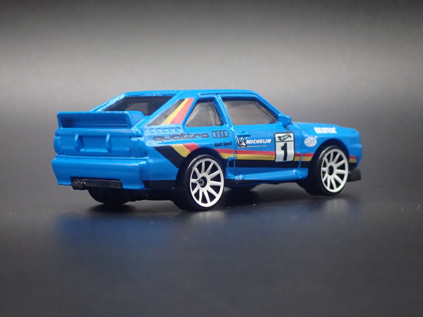 1980-1991 AUDI SPORT QUATTRO BLUE 1:64 SCALE COLLECTIBLE DIECAST MODEL CAR