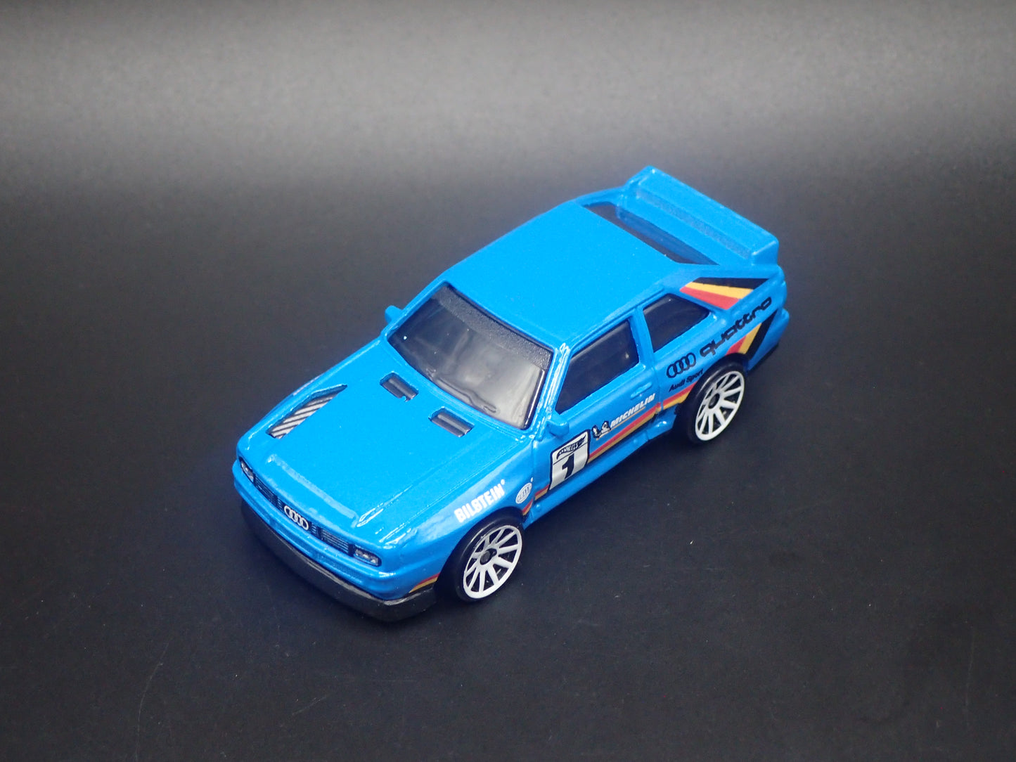 1980-1991 AUDI SPORT QUATTRO BLUE 1:64 SCALE COLLECTIBLE DIECAST MODEL CAR