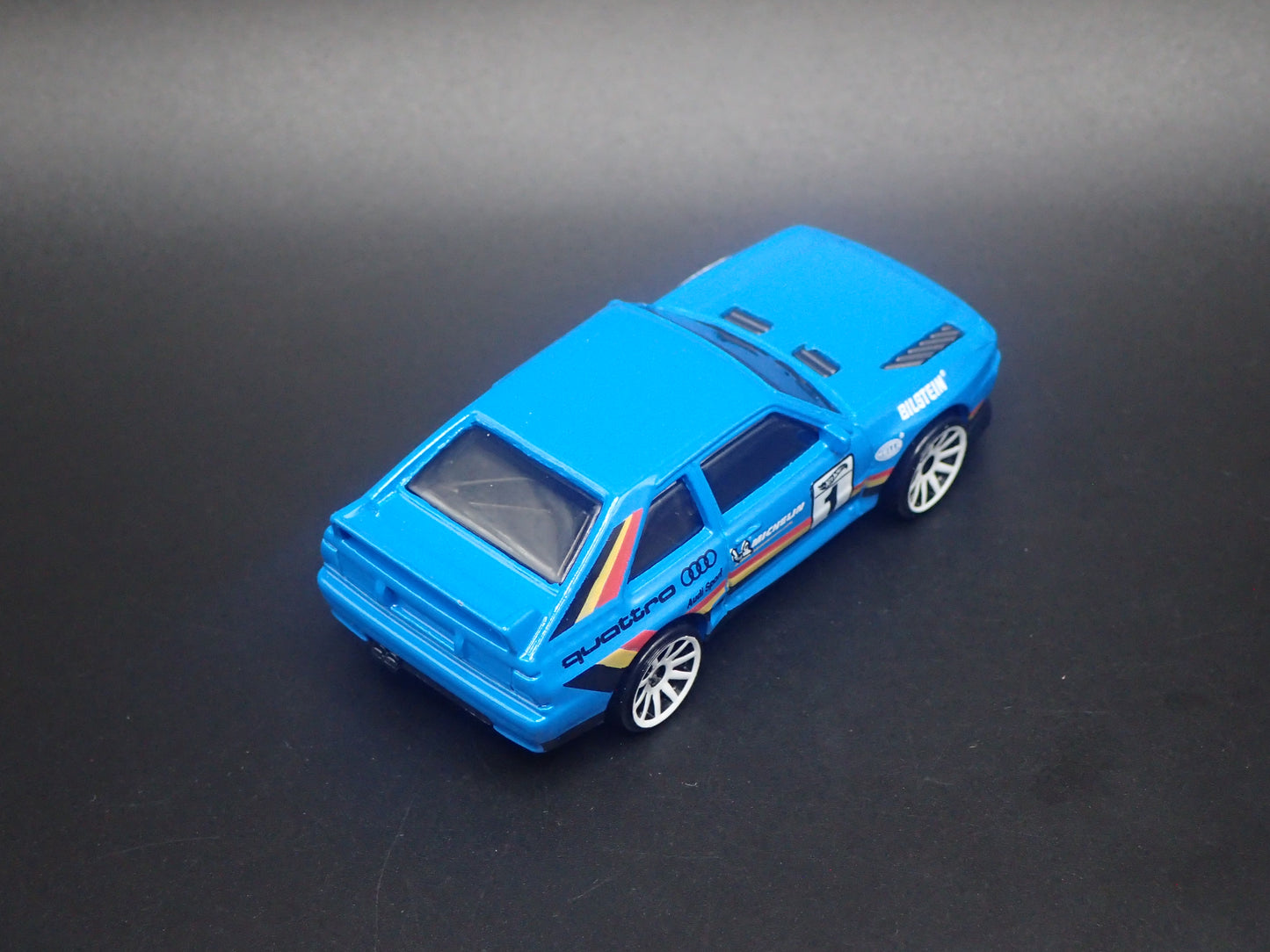 1980-1991 AUDI SPORT QUATTRO BLUE 1:64 SCALE COLLECTIBLE DIECAST MODEL CAR