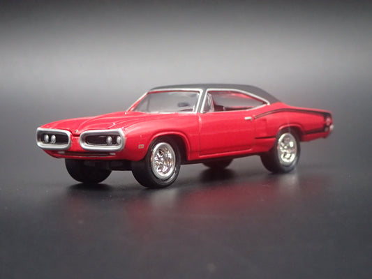 1970 70 DODGE SUPER BEE ORANGE 1/64 SCALE COLLECTIBLE DIORAMA DIECAST MODEL CAR