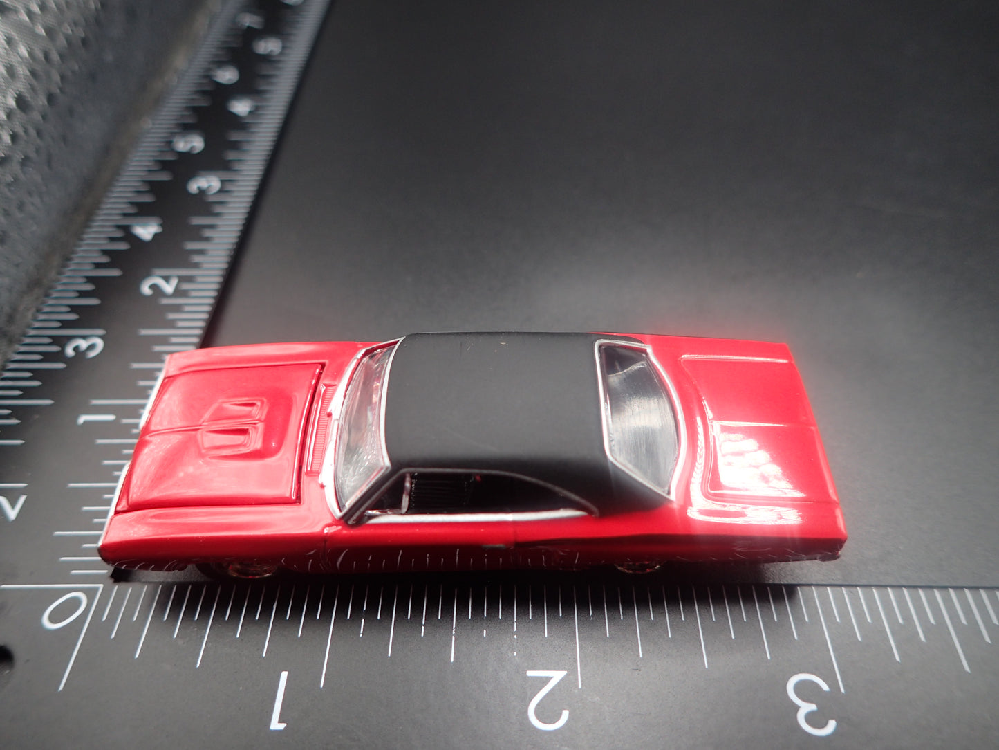 1970 70 DODGE SUPER BEE ORANGE 1/64 SCALE COLLECTIBLE DIORAMA DIECAST MODEL CAR