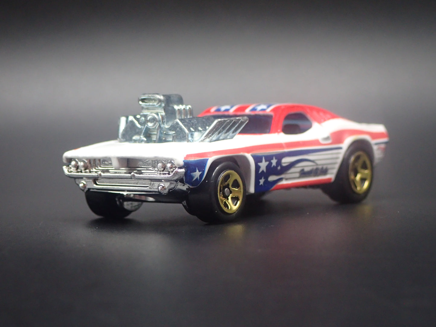 ROGER DODGER DIXIE CHALLENGER 1/64 SCALE COLLECTIBLE DIORAMA DIECAST MODEL CAR