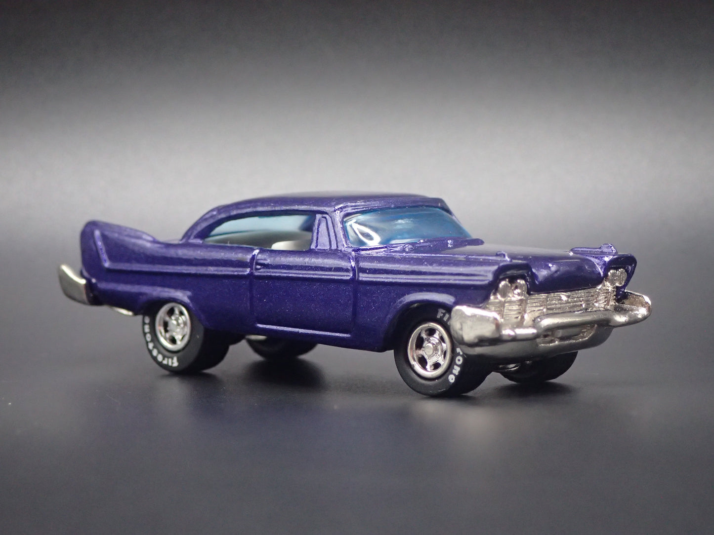 CHRISTINE 1958 58 PLYMOUTH FURY 1/64 SCALE COLLECTIBLE DIORAMA DIECAST MODEL CAR