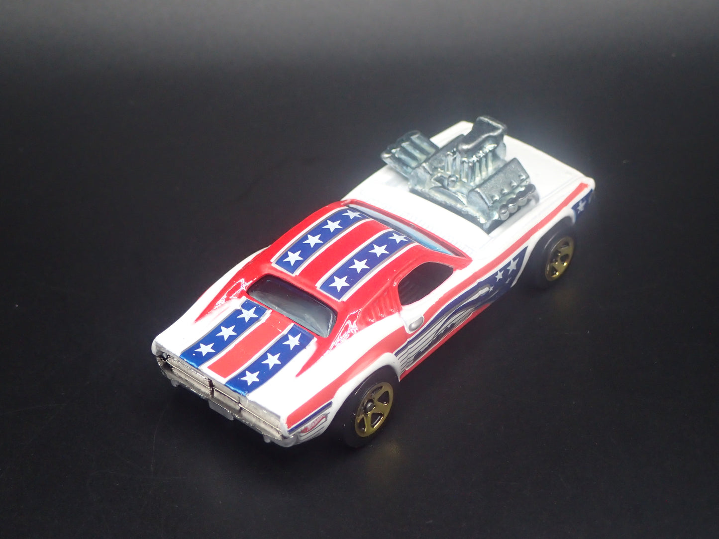 ROGER DODGER DIXIE CHALLENGER 1/64 SCALE COLLECTIBLE DIORAMA DIECAST MODEL CAR
