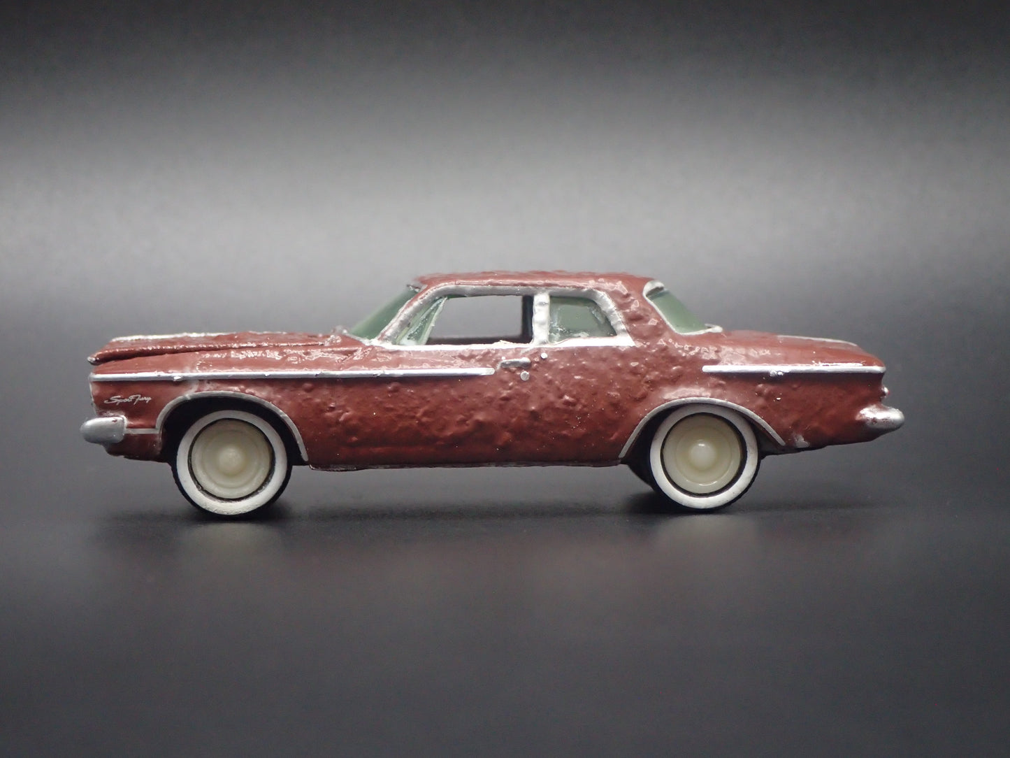 1962 62 PLYMOUTH SPORT FURY BARN FIND 1/64 SCALE DIORAMA DIECAST MODEL CAR