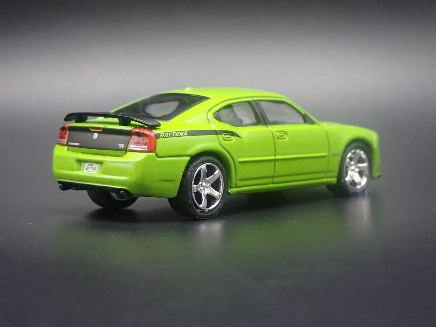 2007 07 DODGE CHARGER DAYTONA 1/64 SCALE COLLECTIBLE DIECAST MODEL CAR