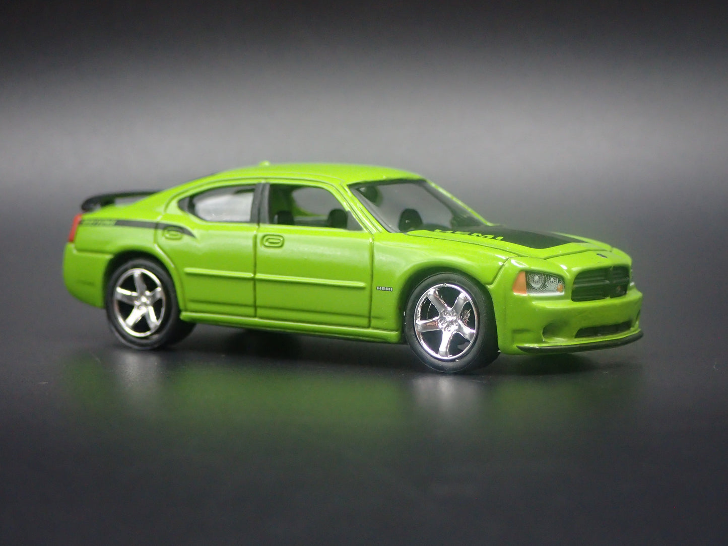 2007 07 DODGE CHARGER DAYTONA 1/64 SCALE COLLECTIBLE DIECAST MODEL CAR