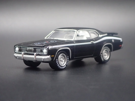 1971 71 PLYMOUTH DUSTER 1/64 SCALE COLLECTIBLE DIORAMA DIECAST MODEL CAR