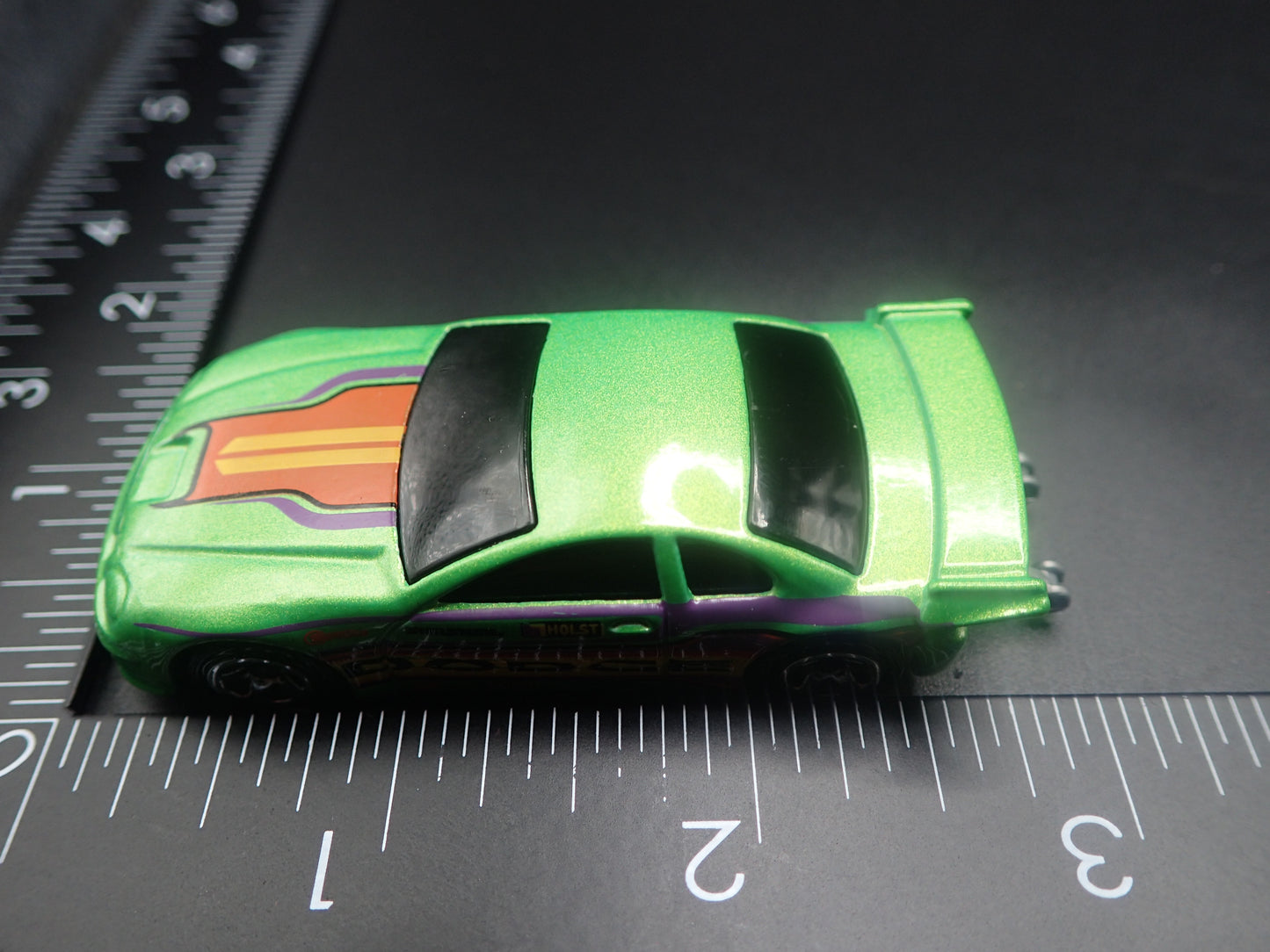 DODGE NEON NHRA DRAG CAR GREEN 1:64 SCALE COLLECTIBLE DIORAMA DIECAST MODEL CAR