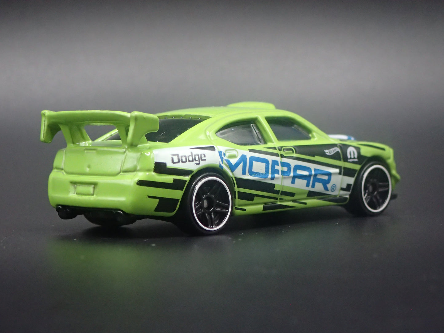 2006-2010 DODGE CHARGER DRIFT MOPAR 1:64 SCALE COLLECTIBLE DIECAST MODEL CAR