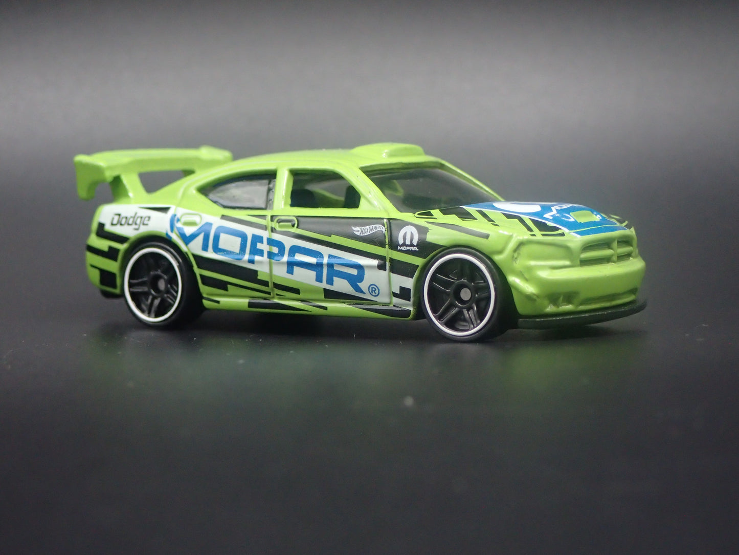 2006-2010 DODGE CHARGER DRIFT MOPAR 1:64 SCALE COLLECTIBLE DIECAST MODEL CAR