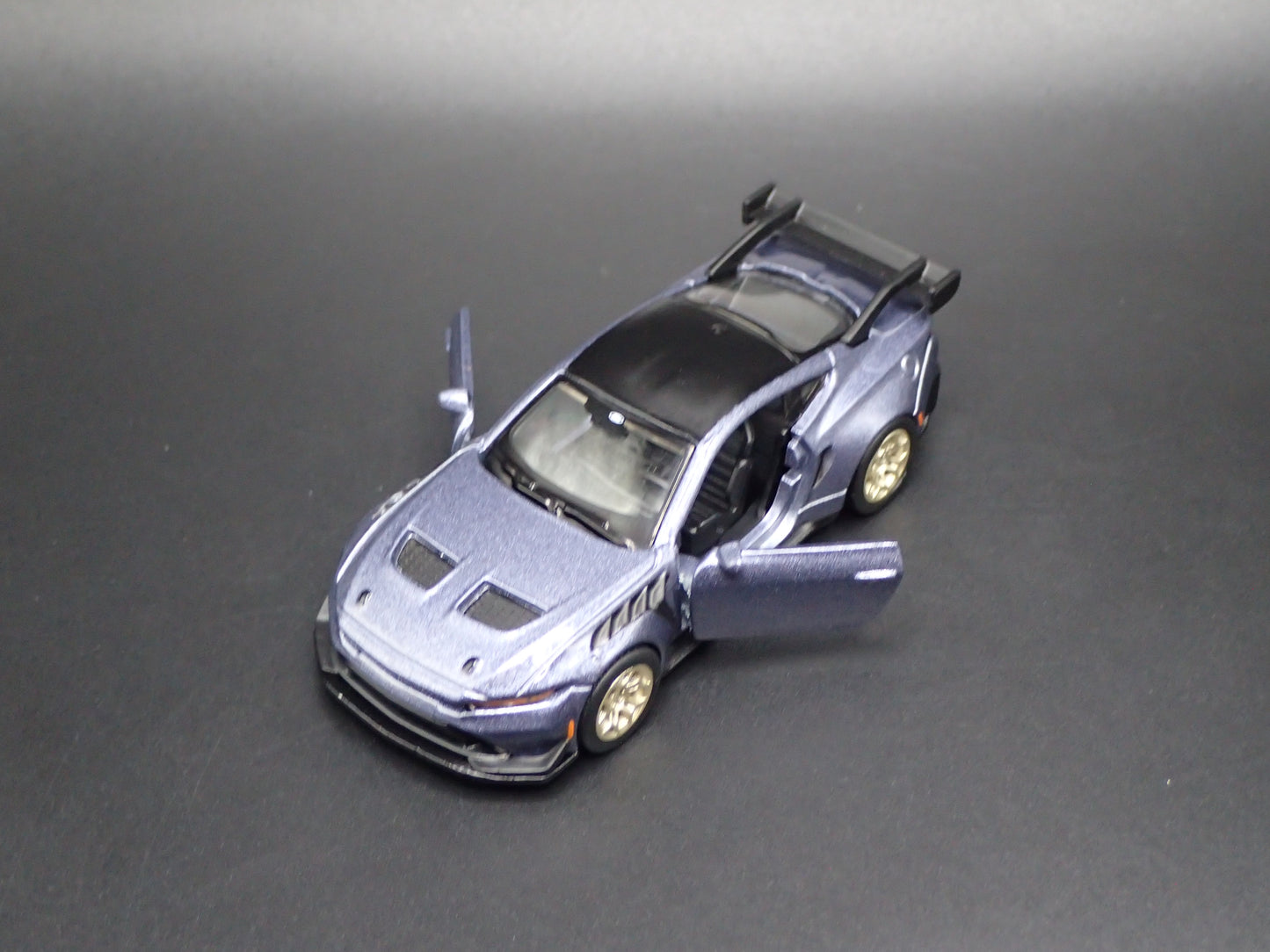 2025-2028 FORD MUSTANG GTD PURPLE 1:64 SCALE COLLECTIBLE DIECAST MODEL CAR